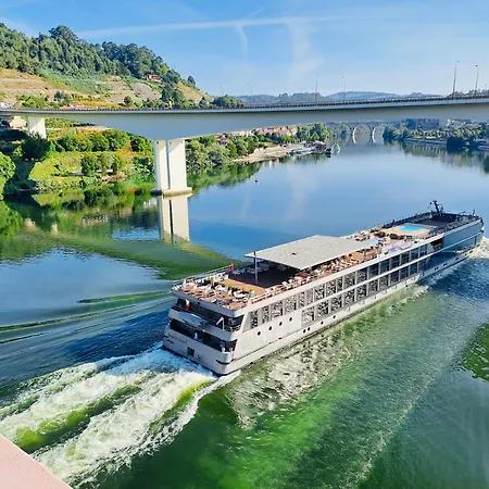 Burguesinha Al Entre-os-Rios