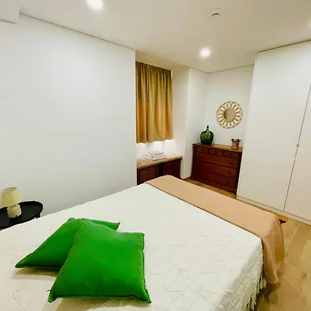 Burguesinha Al Lejlighed *