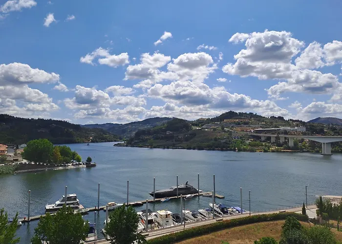 Daire Burguesinha Al *