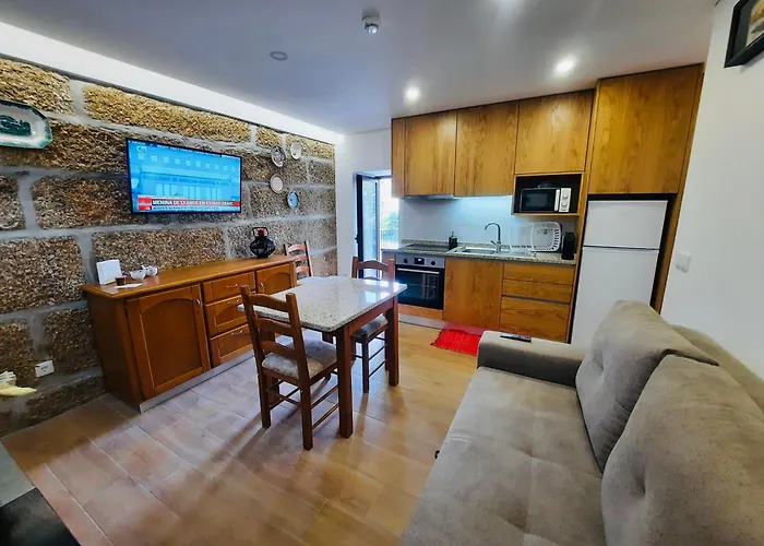 Daire Burguesinha Al *