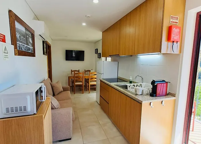 Burguesinha Al Entre-os-Rios