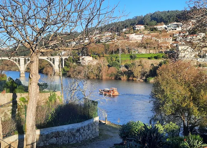 Daire Burguesinha Al *