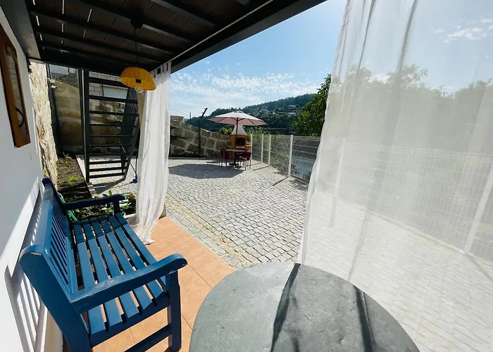 Burguesinha Al Entre-os-Rios